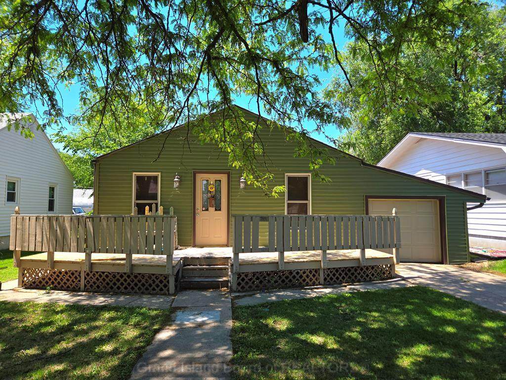 708 Sicily Avenue - Photo 1