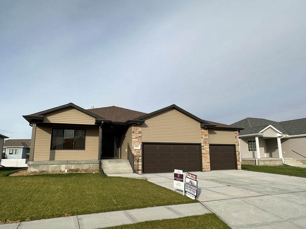 1602 Stonewood - Photo 1