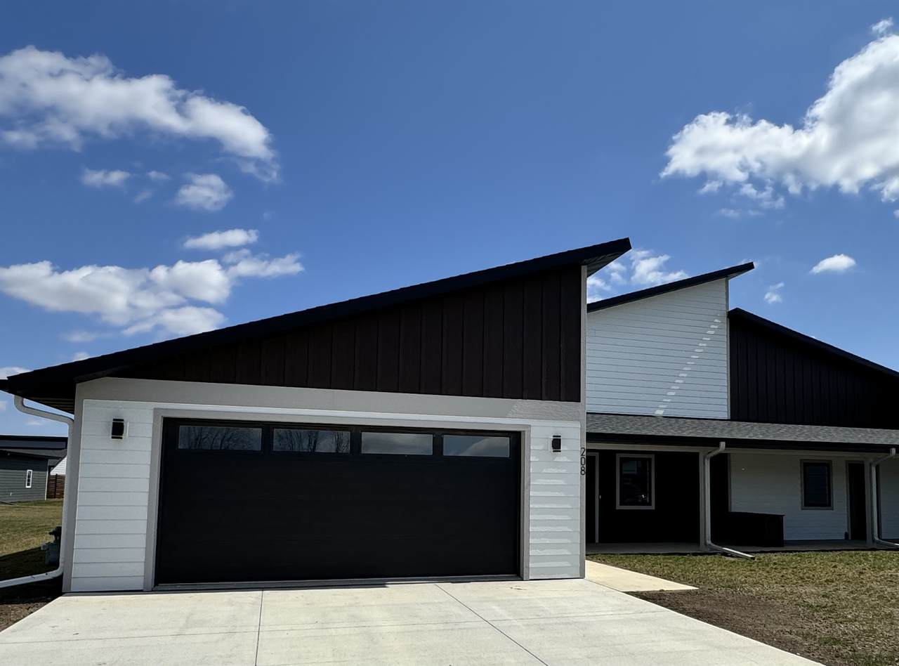 208 34th Avenue - Photo 1