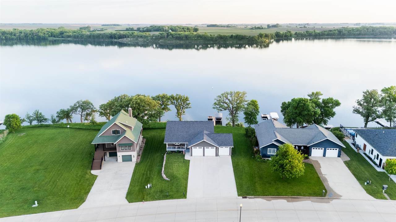 116 West Bay Road - Photo 1