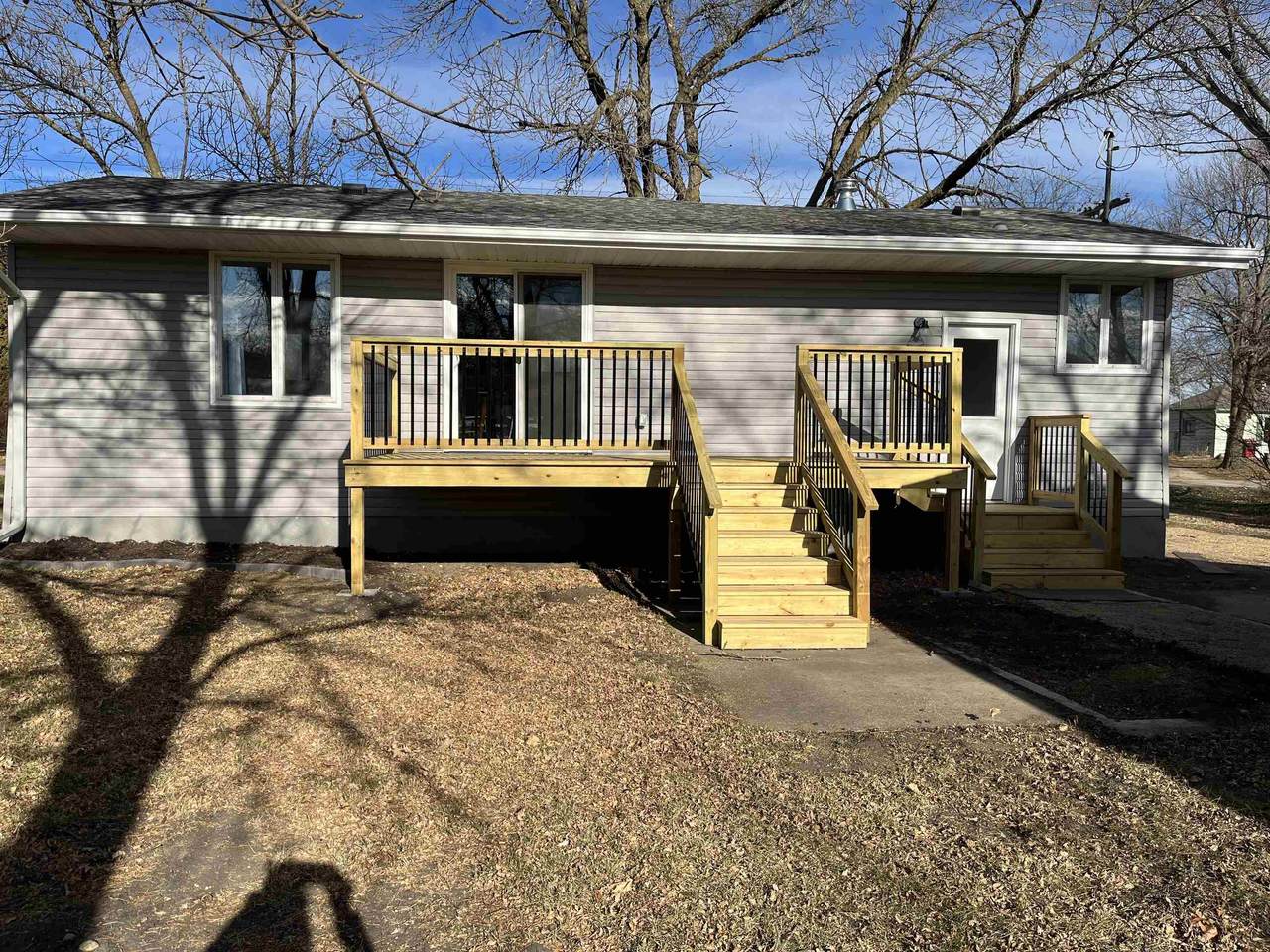 403 Taylor Avenue - Photo 1