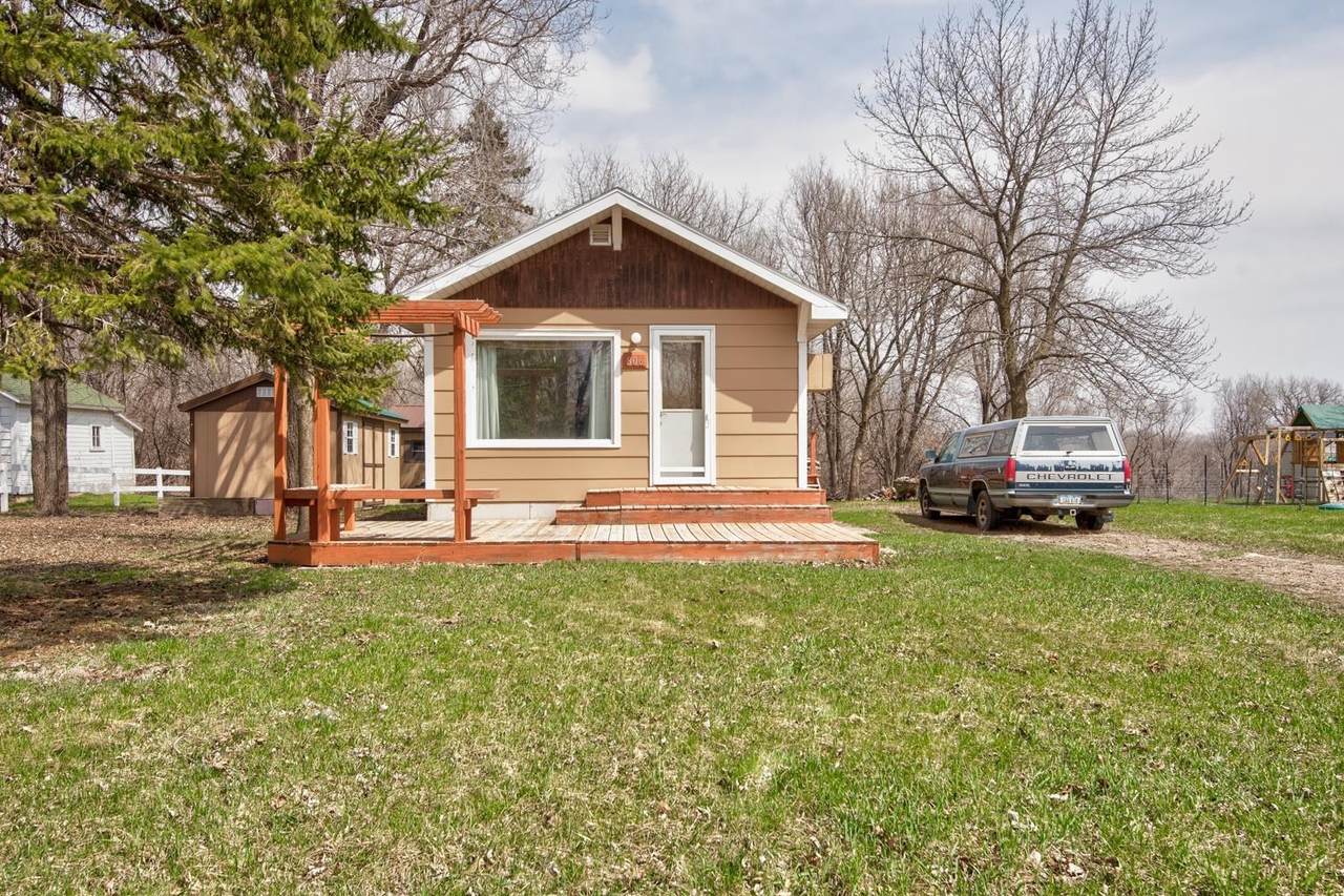 806 Q Avenue - Photo 1