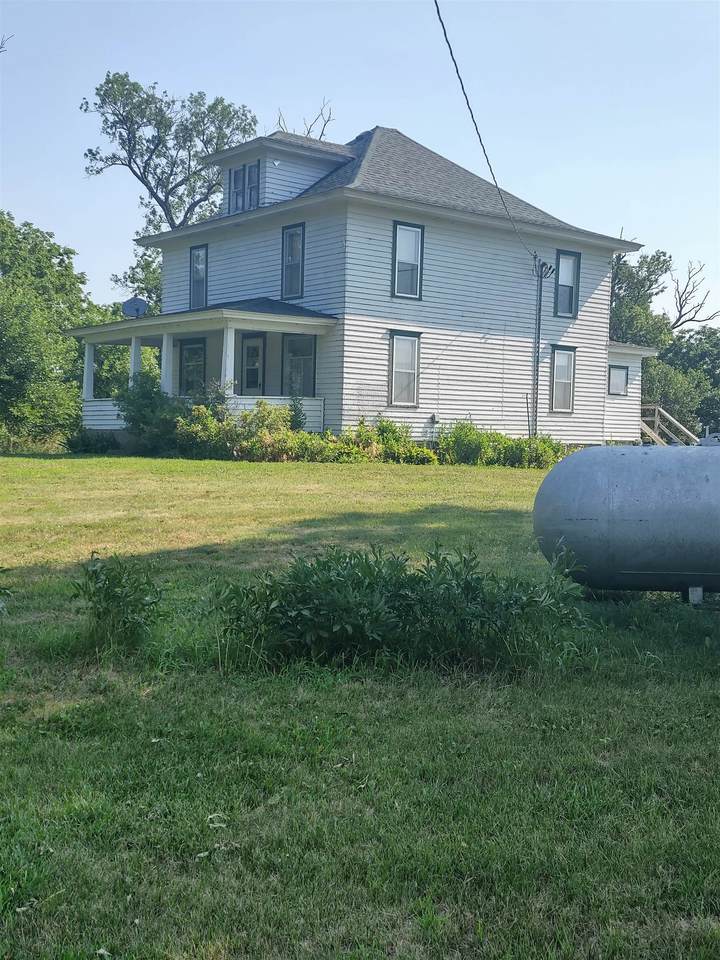5075 130th St. - Photo 1