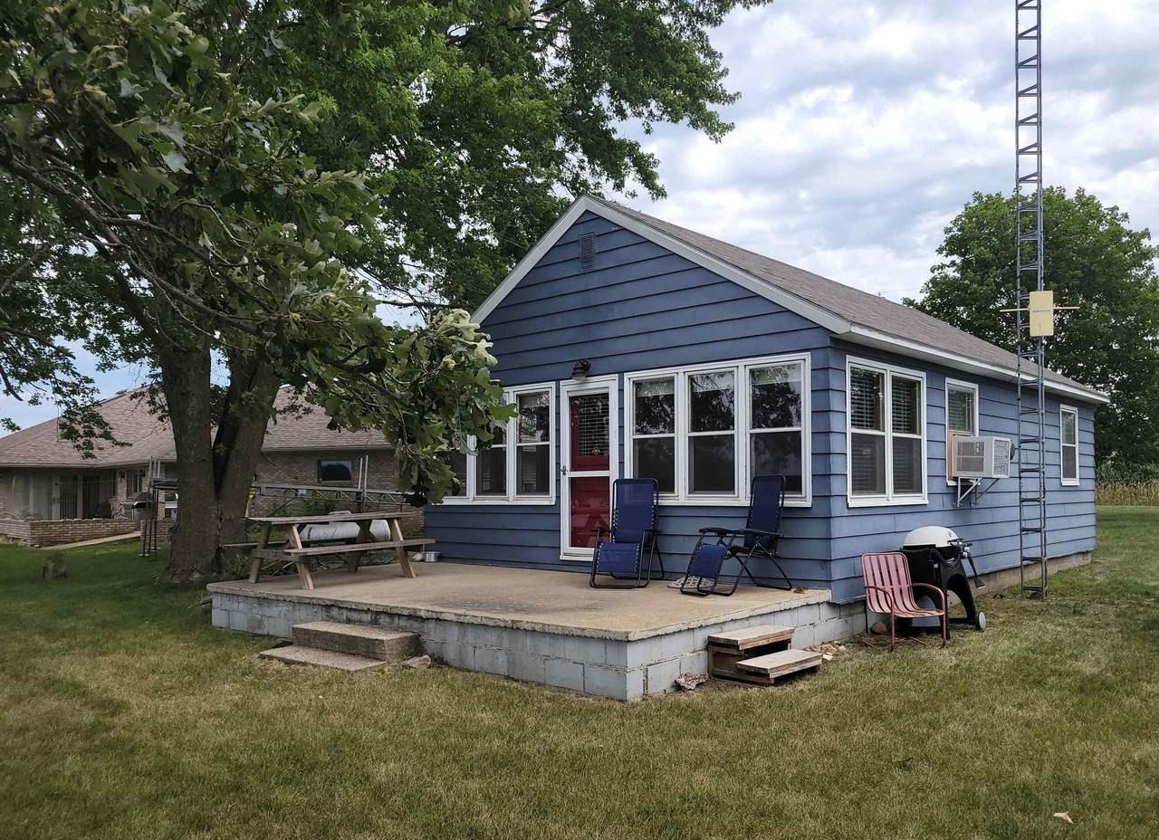 35216 Lovers Lane - Photo 1