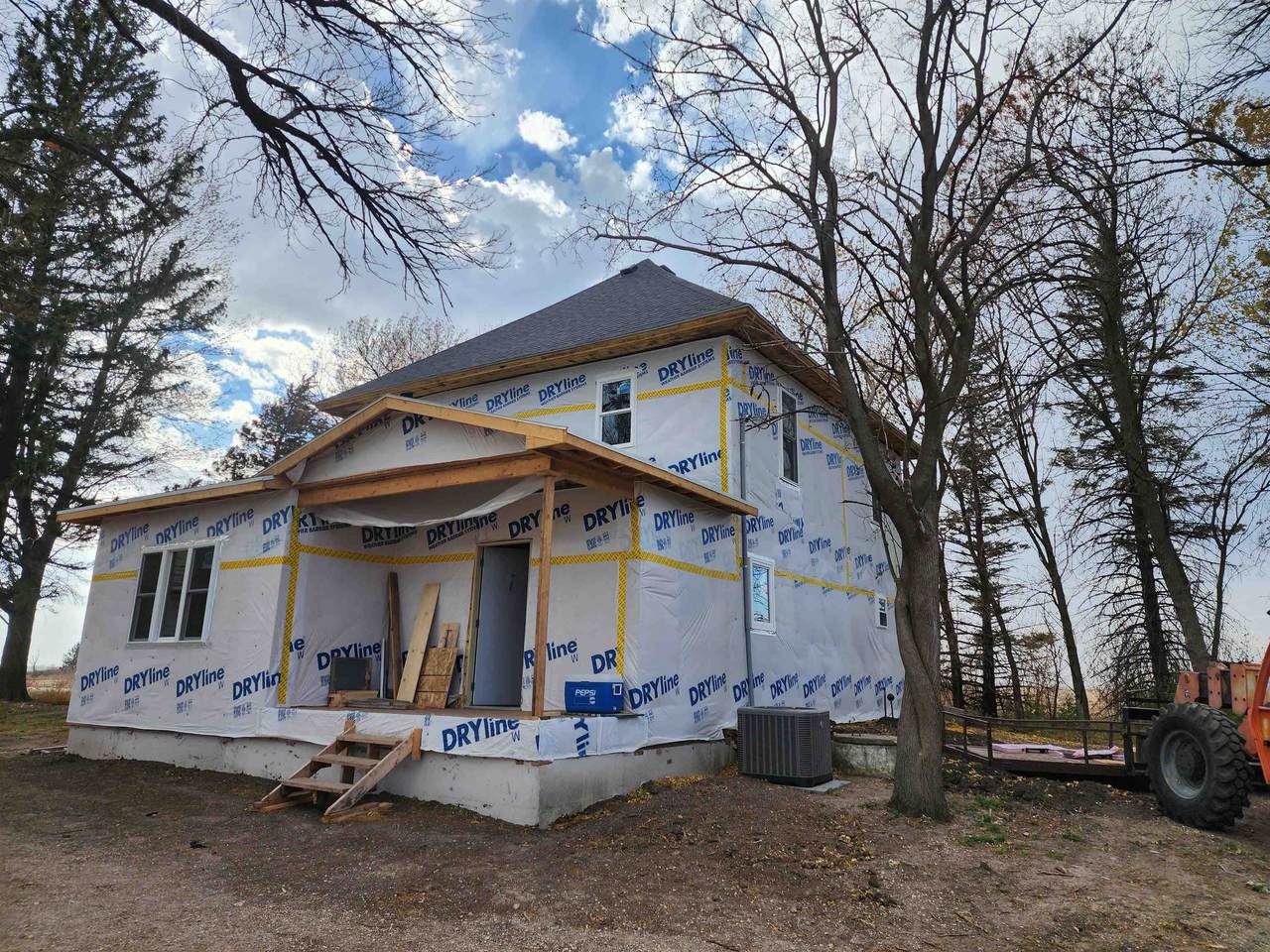 42520 310th Avenue - Photo 1