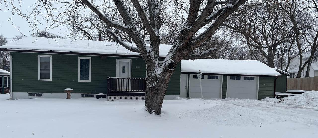 1403 Fargo Avenue - Photo 1