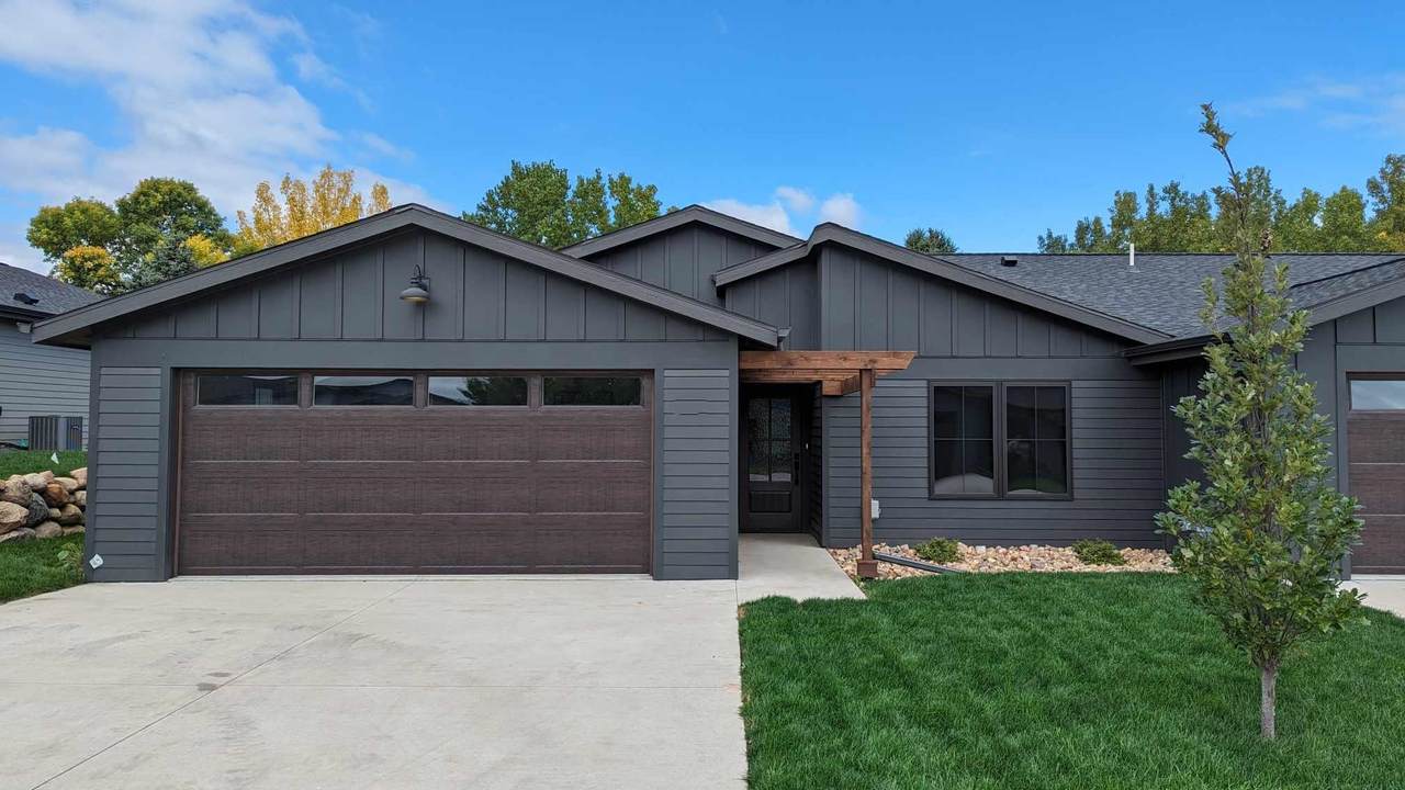 3930 Dorothy's Lane - Photo 1