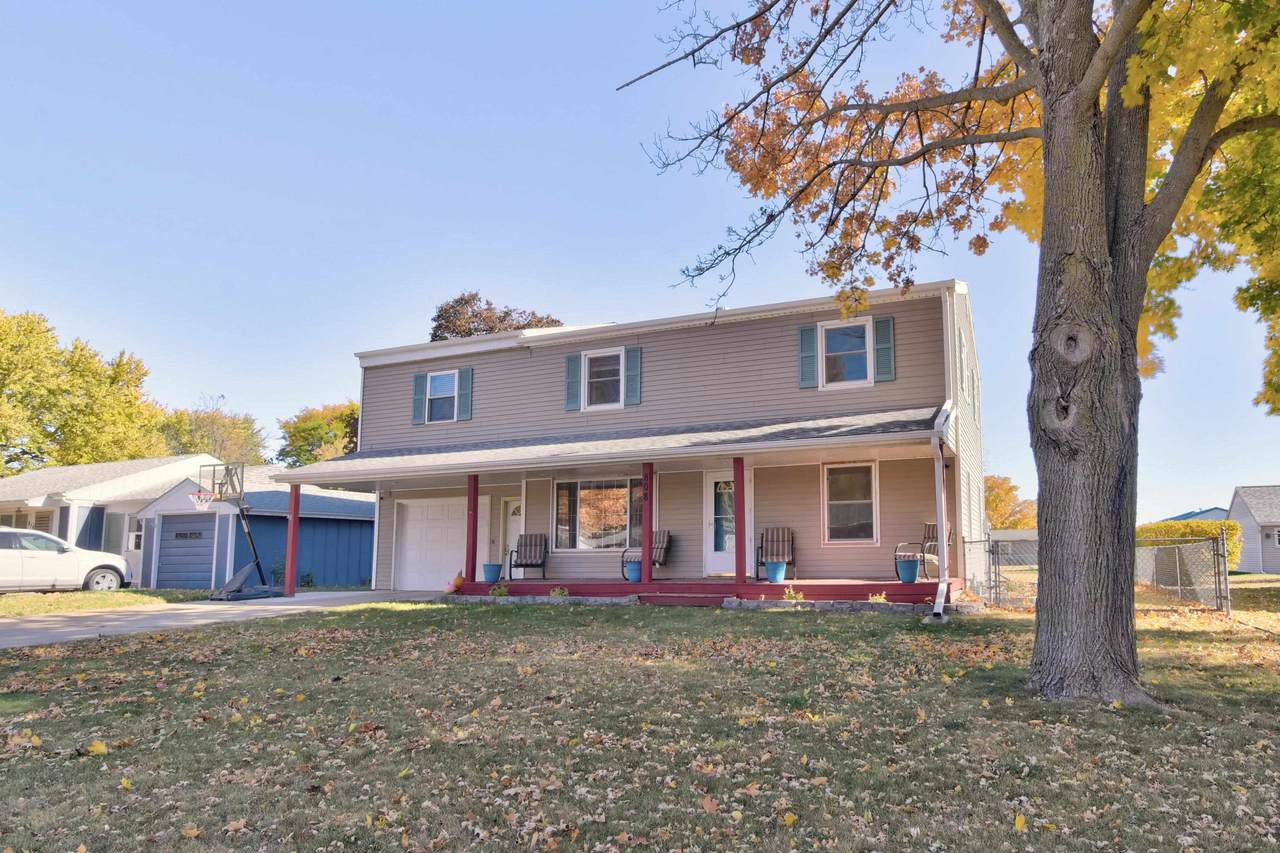 808 14th Street - Photo 1