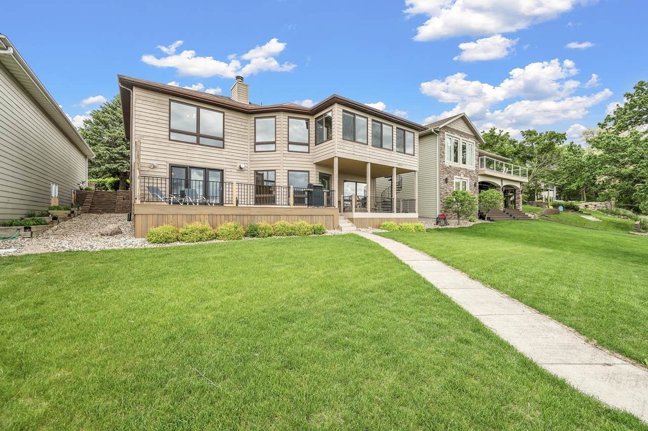 16901 256Th Avenue - Photo 1