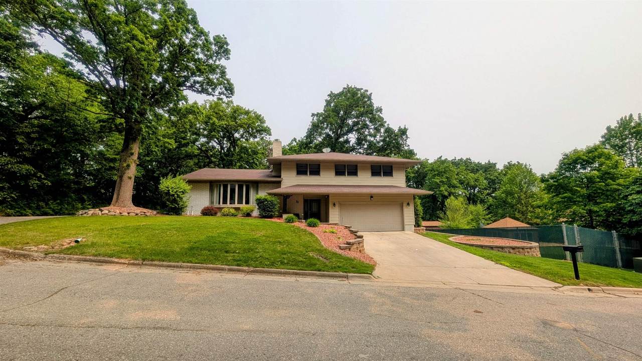 21 Westwood Ct - Photo 1