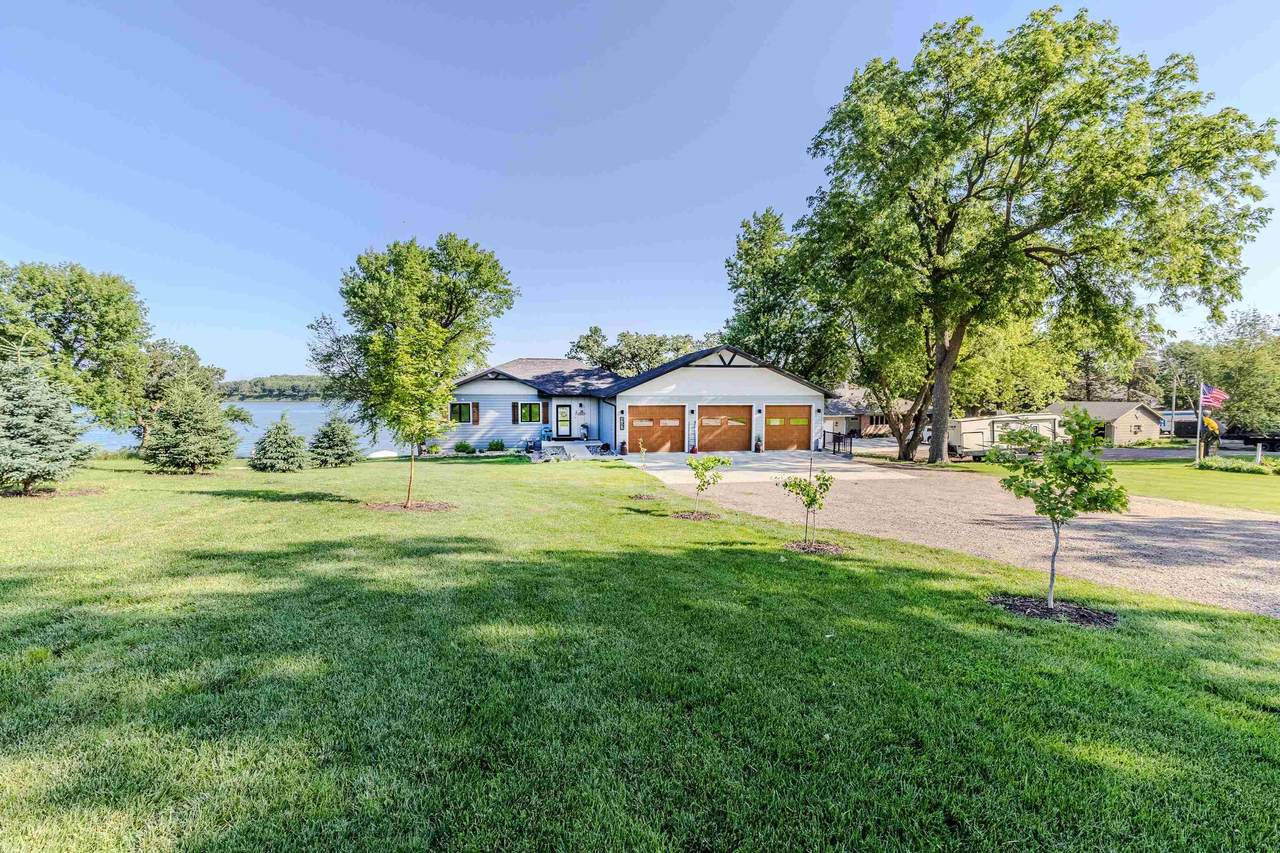 102 West Bay Road - Photo 1