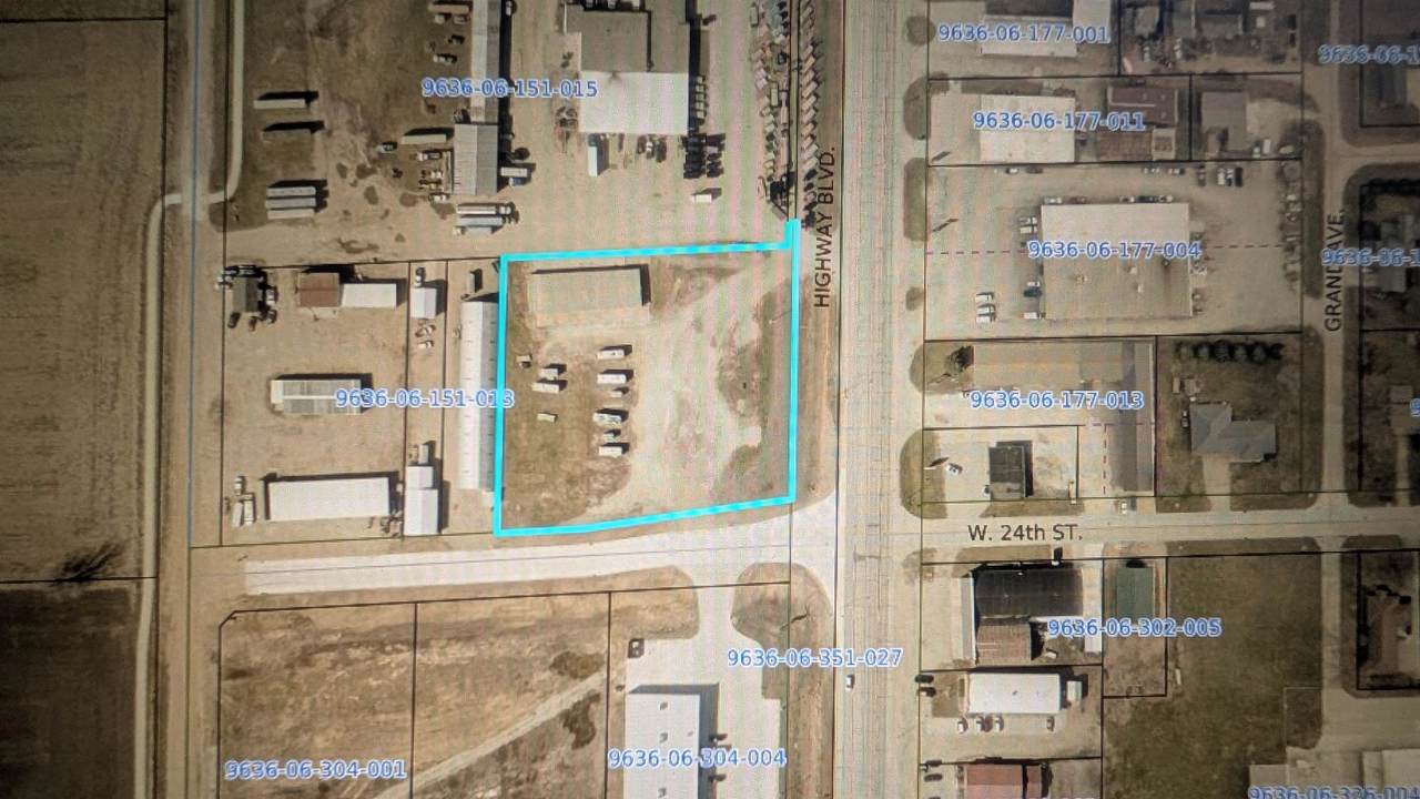 2415 Hwy Boulevard - Photo 1