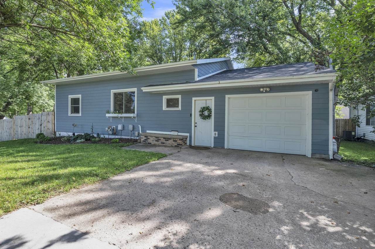 2403 Erie Avenue - Photo 1