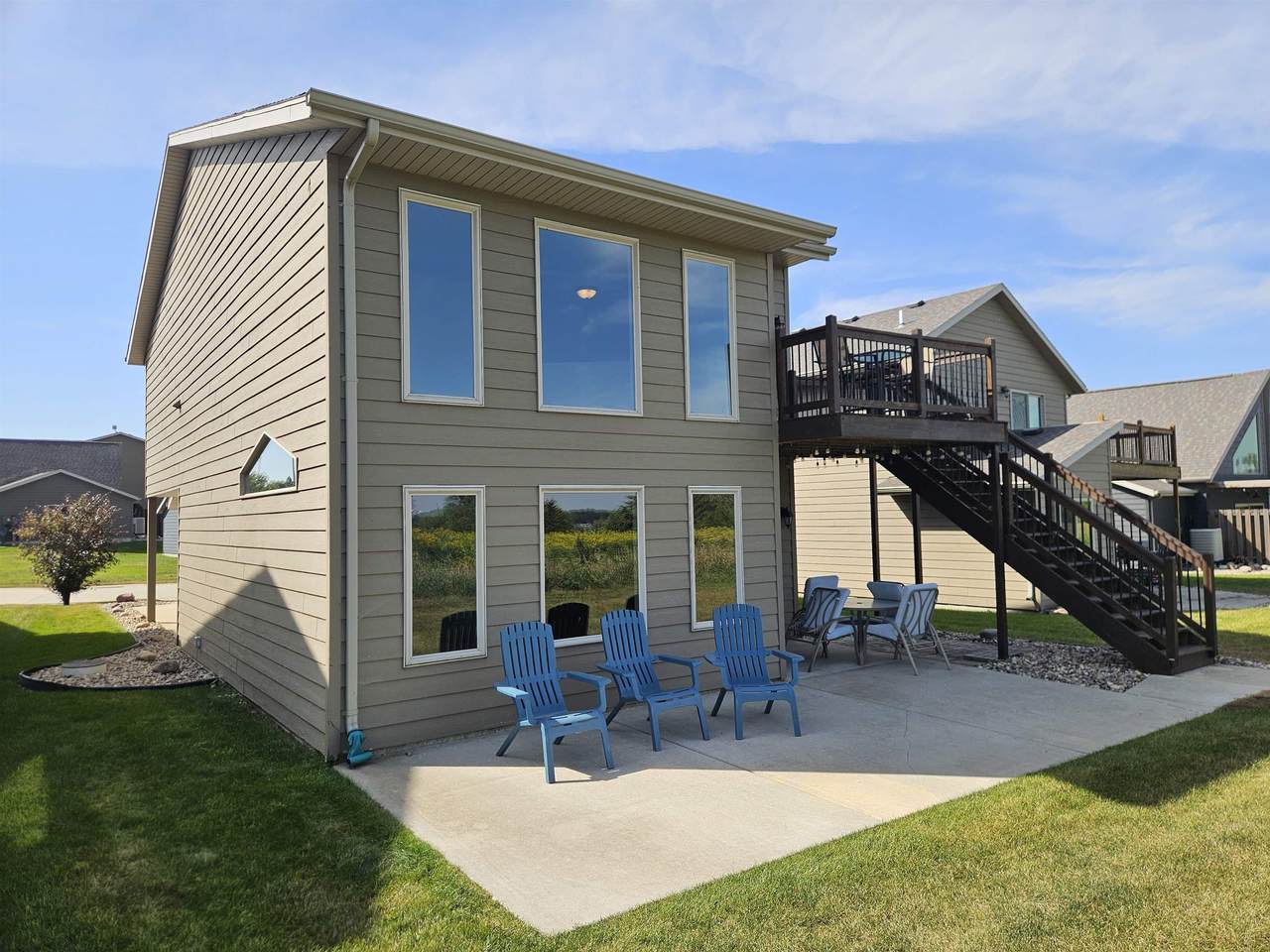 290 240th Avenue - Photo 1