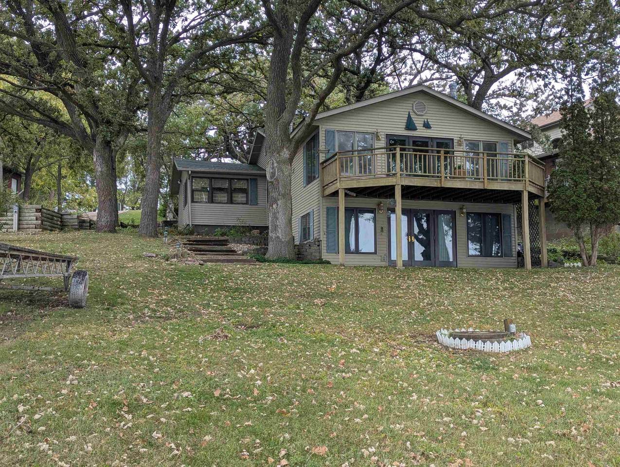 16822 255th Avenue - Photo 1