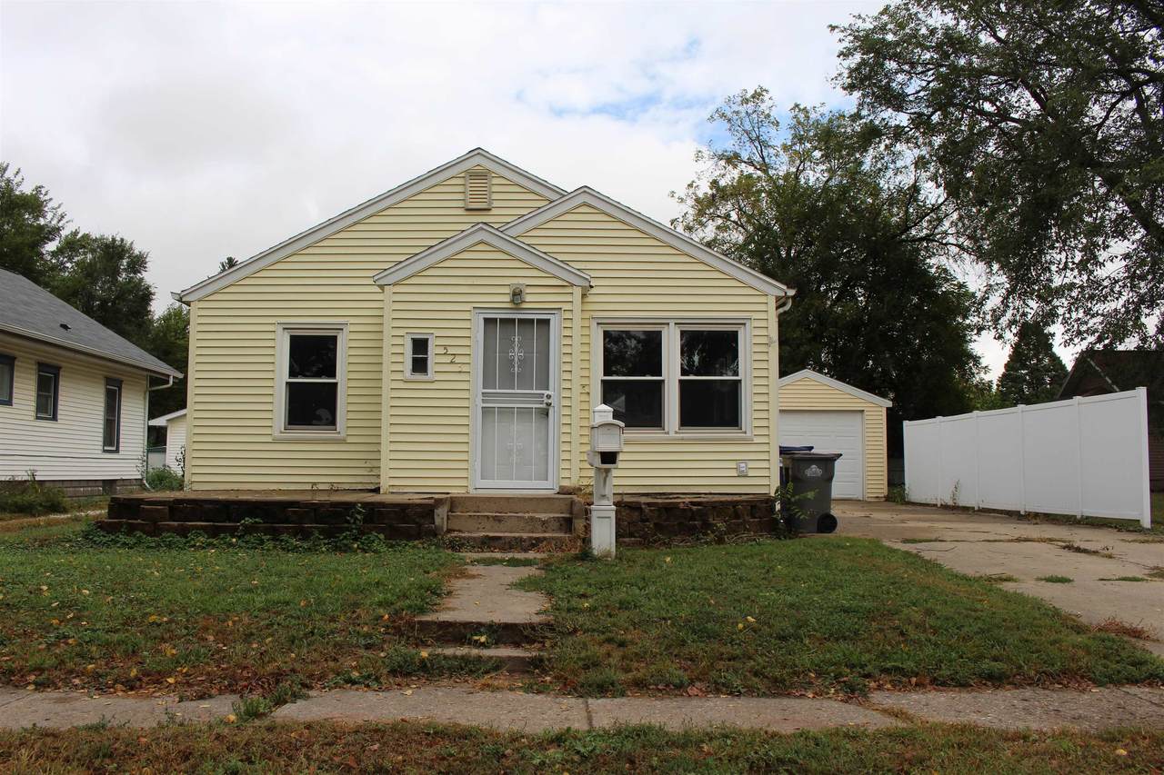 525 2nd Street - Photo 1