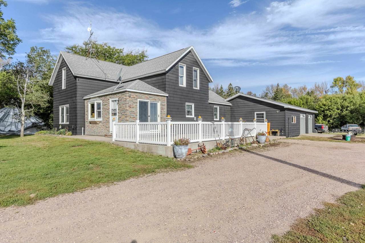 38130 745th Street - Photo 1