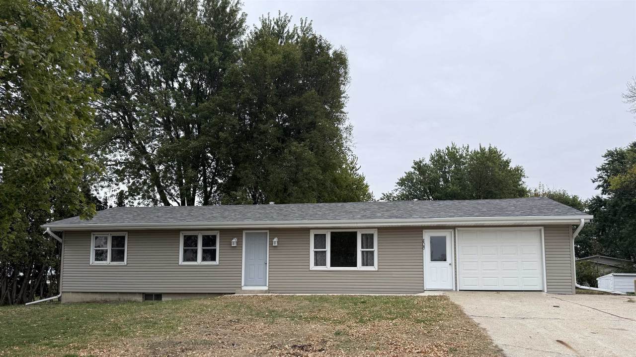 408 Superior Street - Photo 1