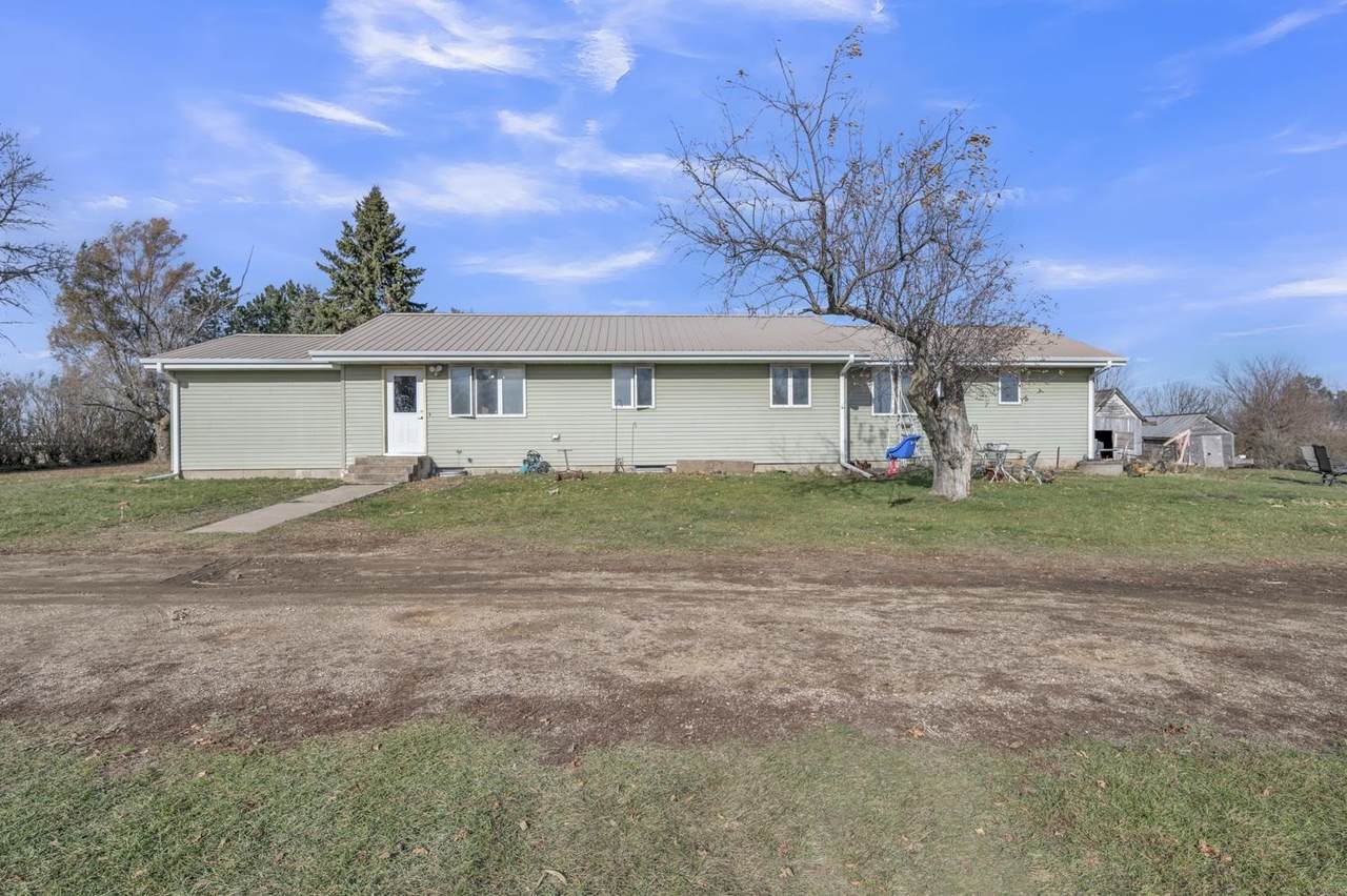 2474 300th Avenue - Photo 1