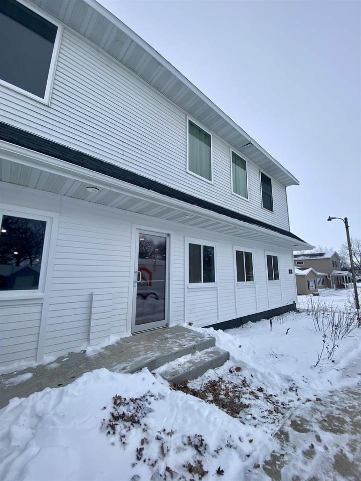 1127 Lakeside Avenue - Photo 1