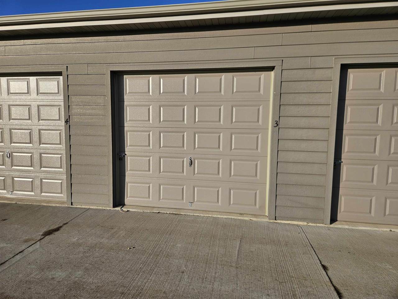 776 Linden Drive - Photo 1