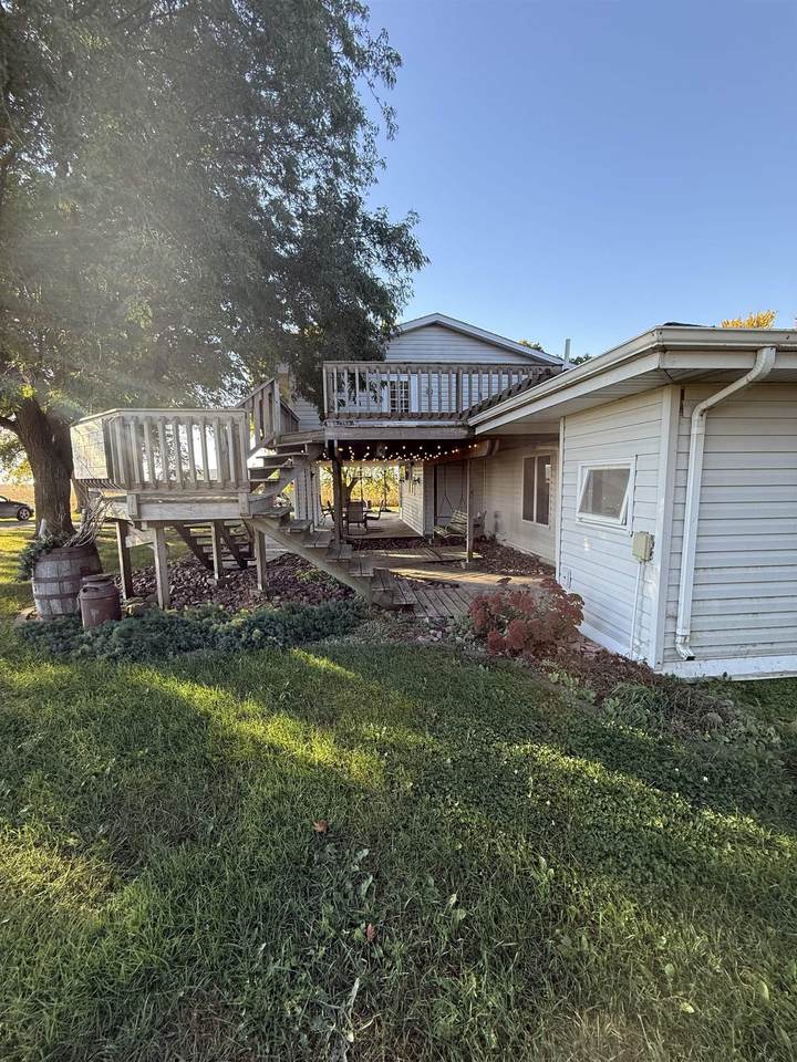 1566 590th Street - Photo 1