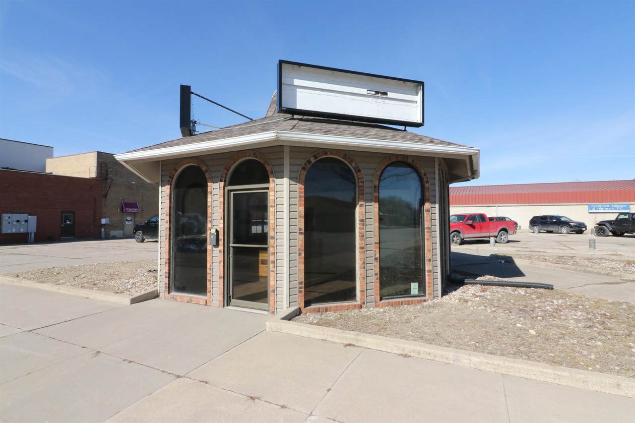 17 5th Street - Photo 1