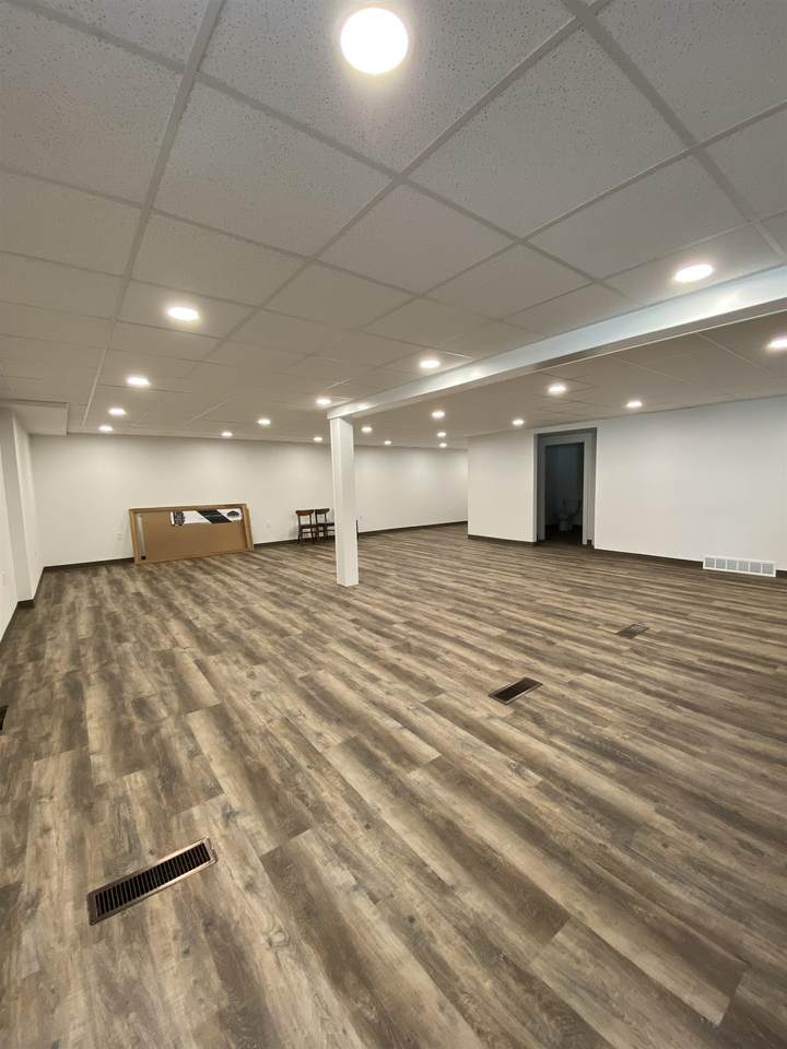 1127 Lakeside Avenue - Photo 1