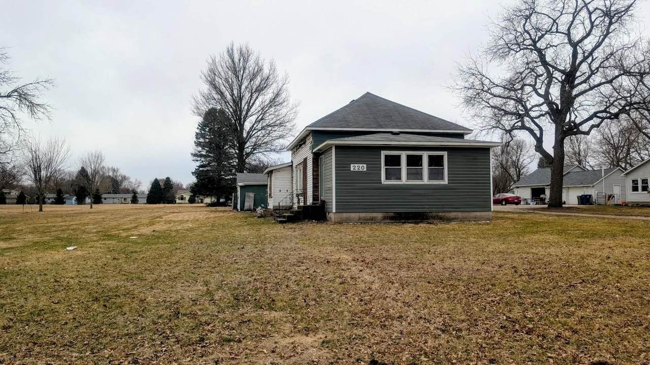 220 4th Street - Photo 1