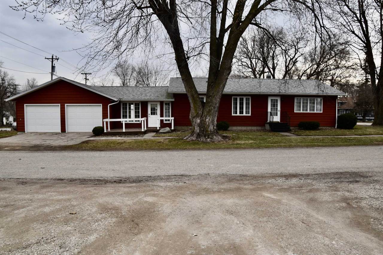 748 Spruce Street - Photo 1