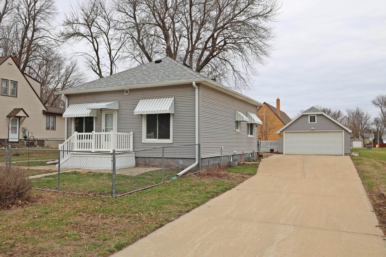 403 B Avenue - Photo 1