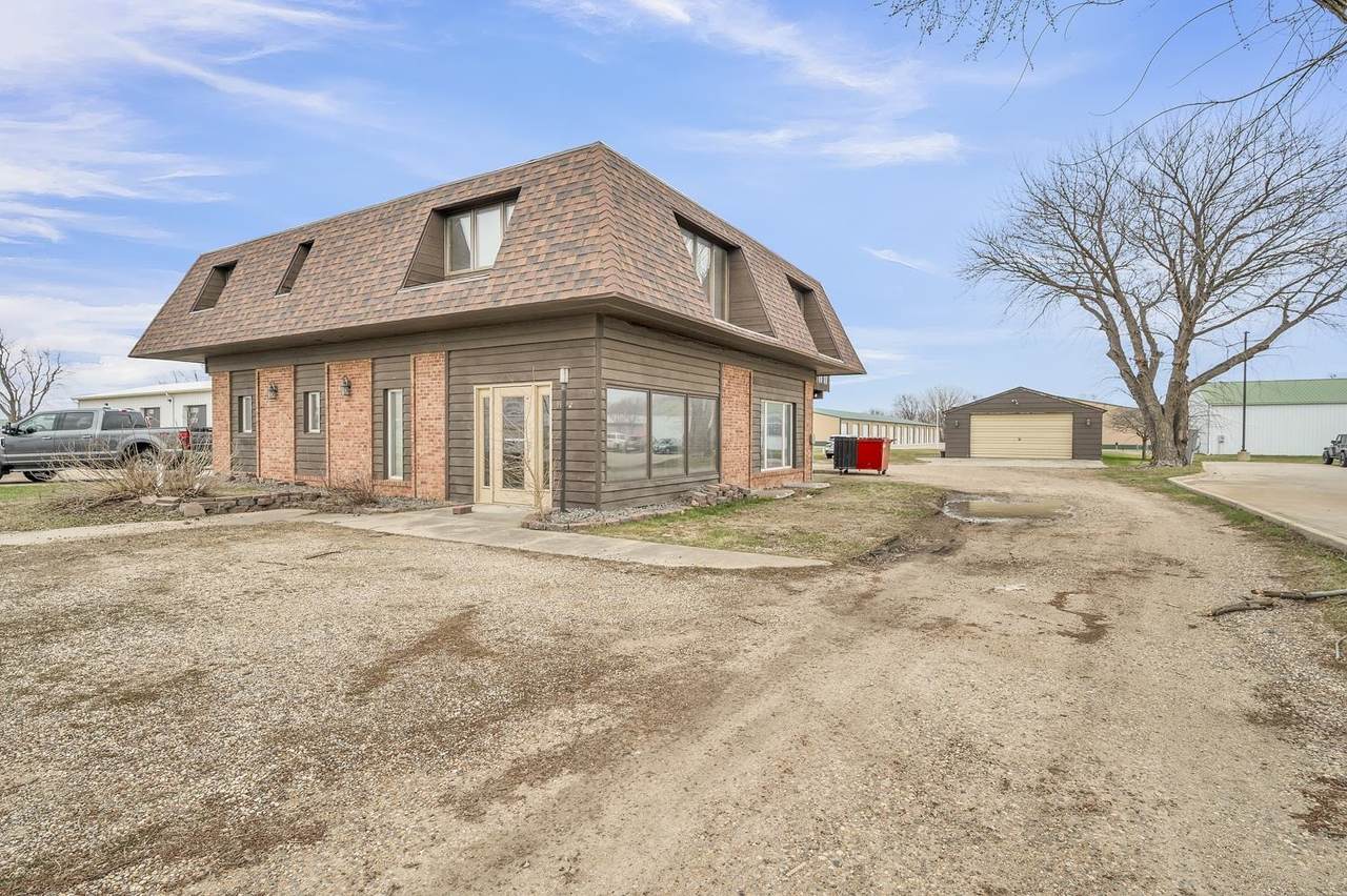 1804 Okoboji Avenue - Photo 1