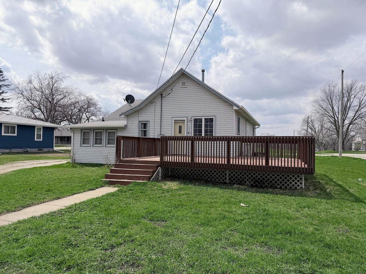 1402 Madison Street - Photo 1