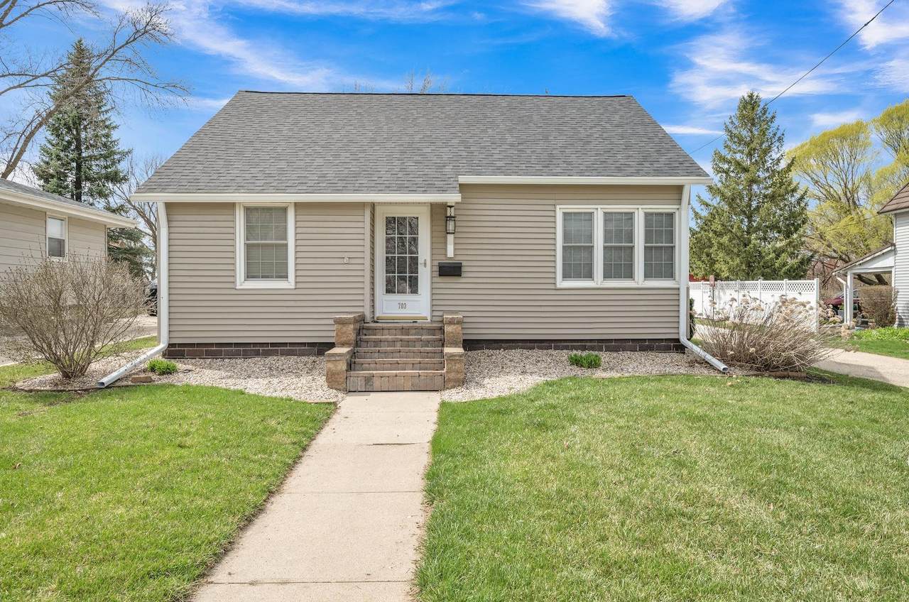 703 Superior Street - Photo 1