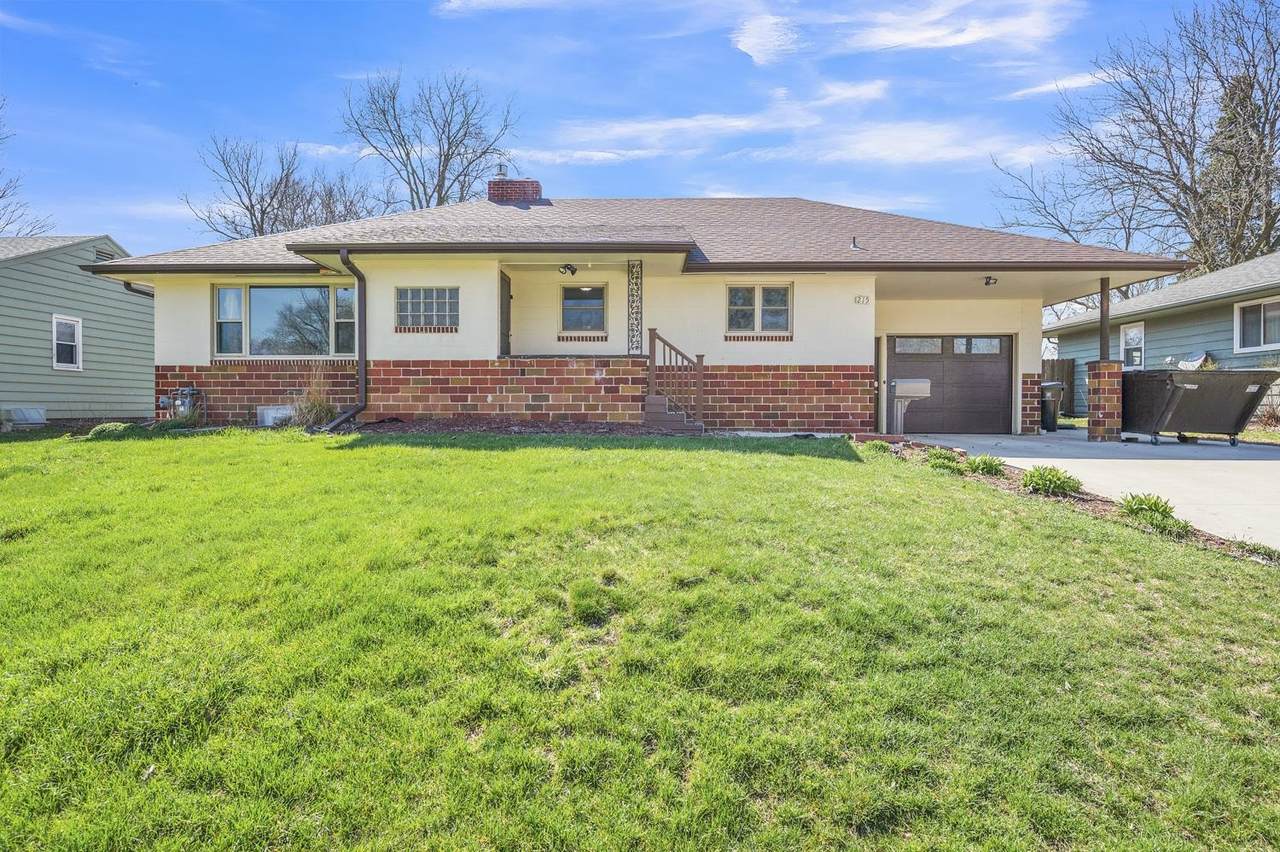 215 14th Street - Photo 1