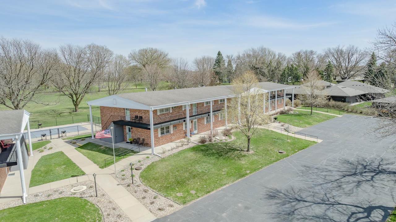 1700 Country Club Drive - Photo 1