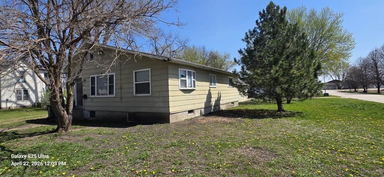 802 4th Avenue - Photo 1