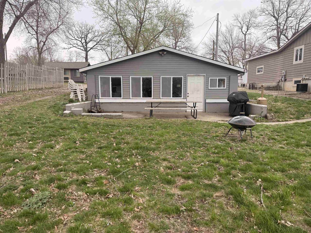 136 Rohr Street - Photo 1