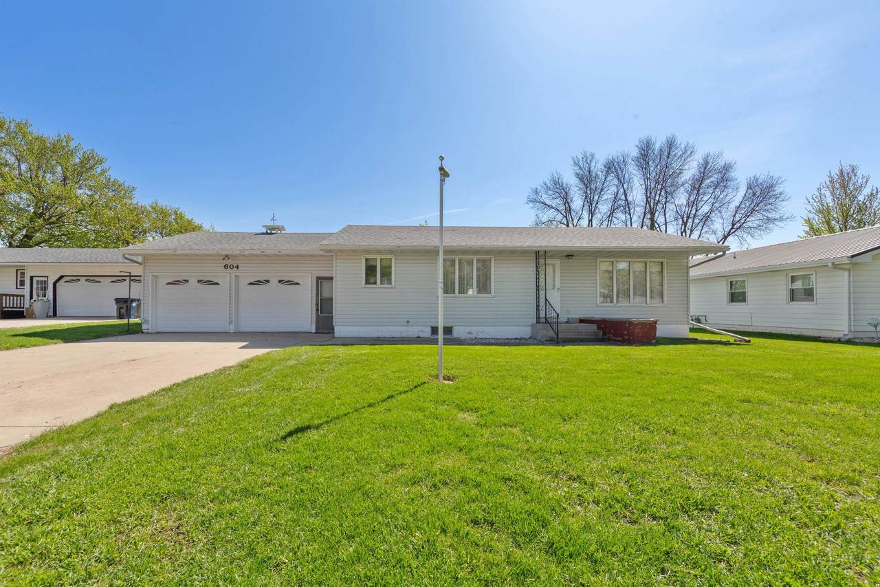 604 Adams Street Street - Photo 1
