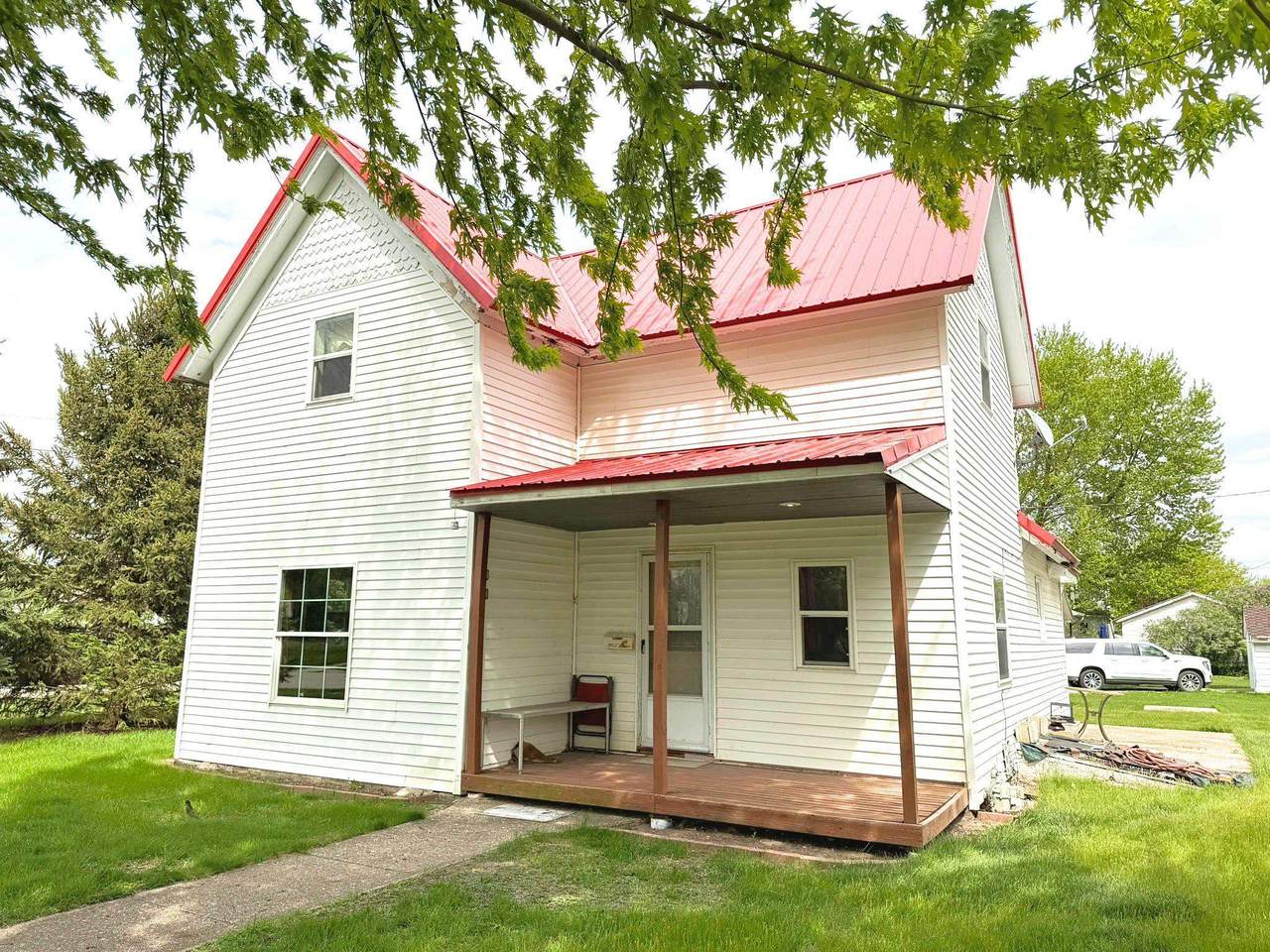 1702 Grand Avenue - Photo 1