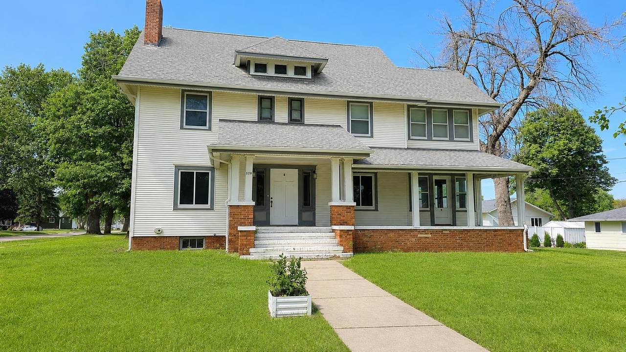 320 3rd Street - Photo 1