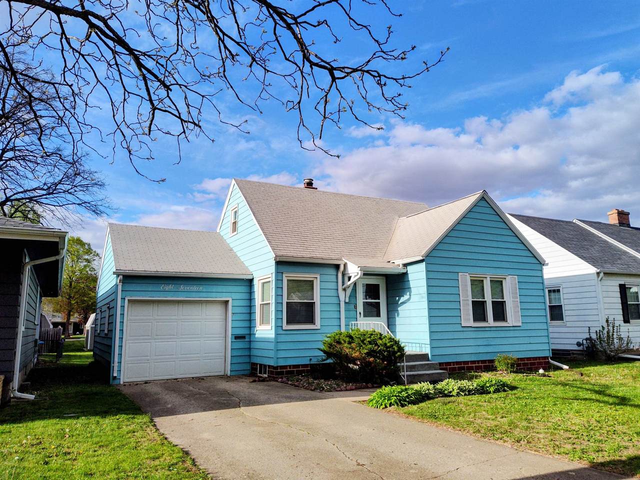 817 4th Street - Photo 1