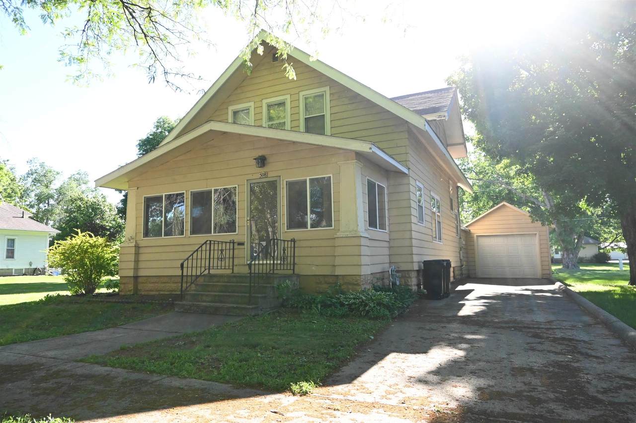 508 12th Street - Photo 1