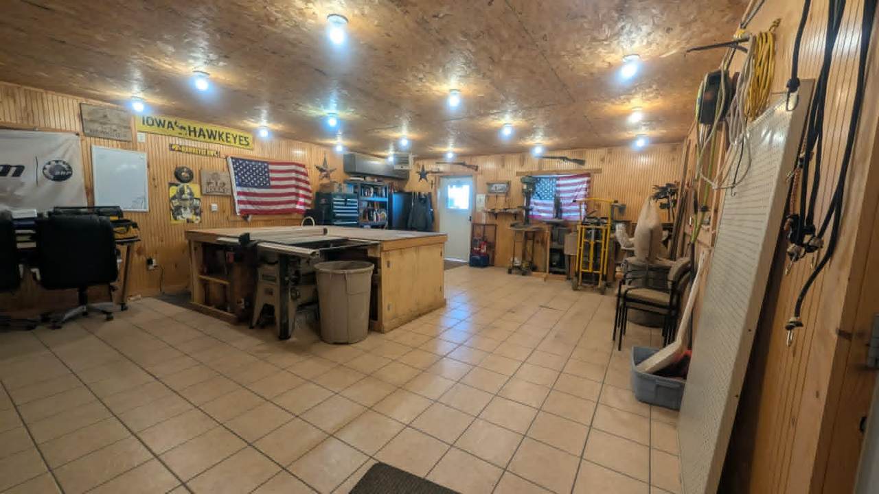https://bt-photos.global.ssl.fastly.net/greatlakes/1280_boomver_1_260626-2.jpg
