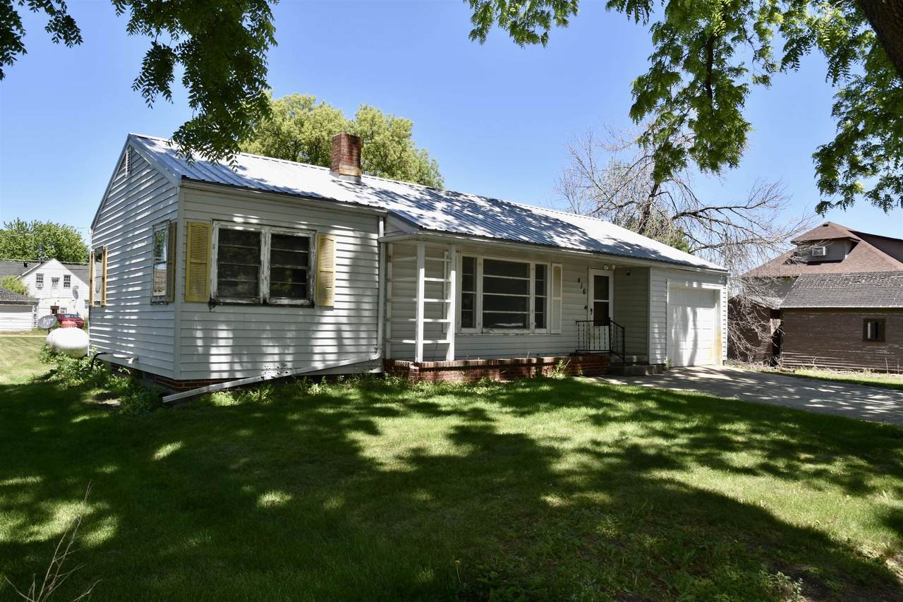 416 Grove Street - Photo 1