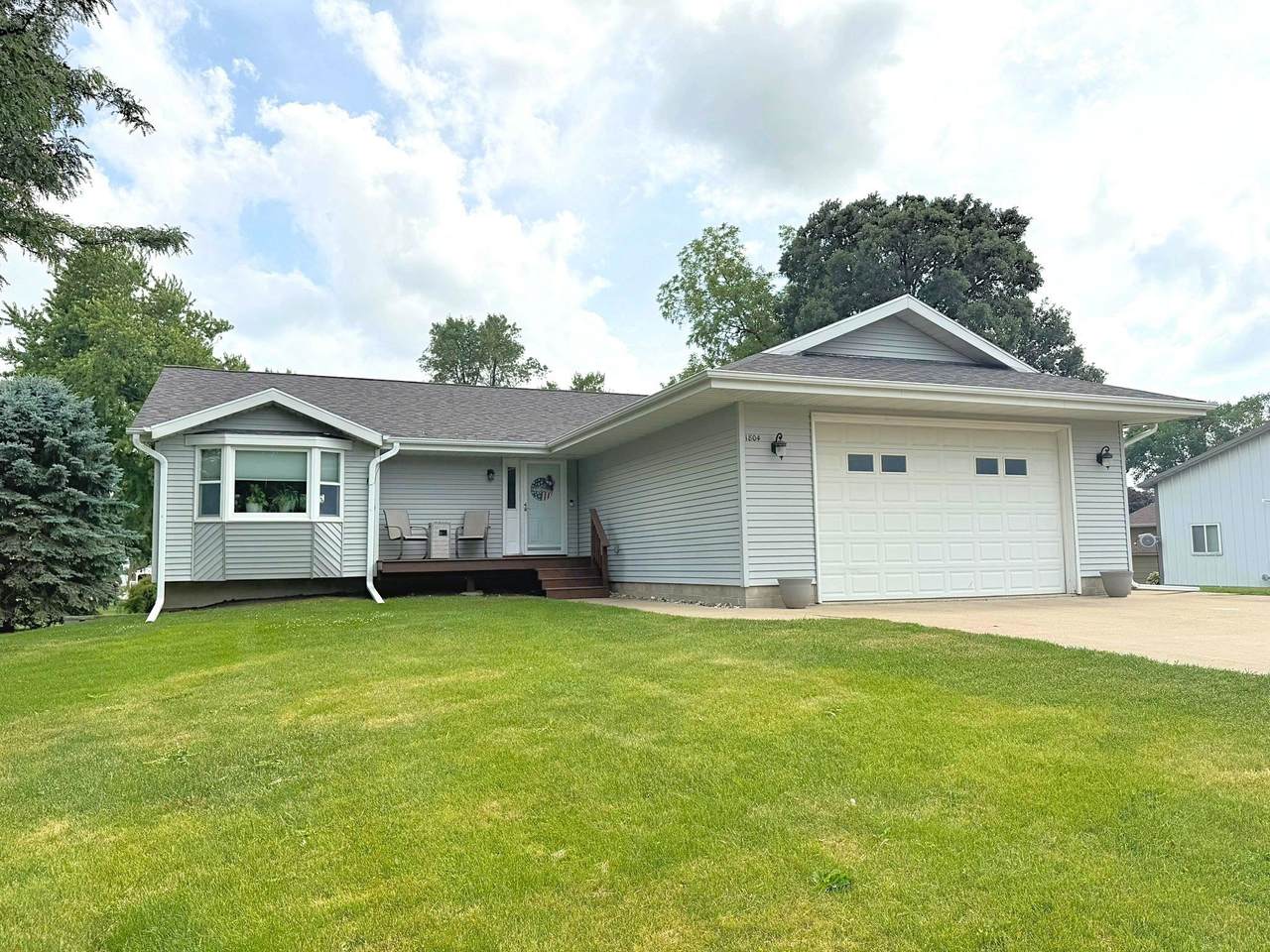1804 18th Street - Photo 1