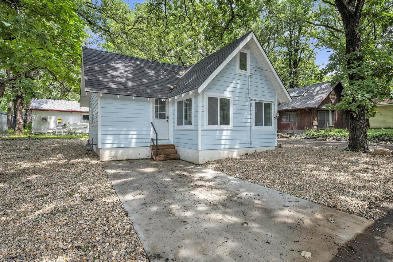 21332 Linn Street - Photo 1