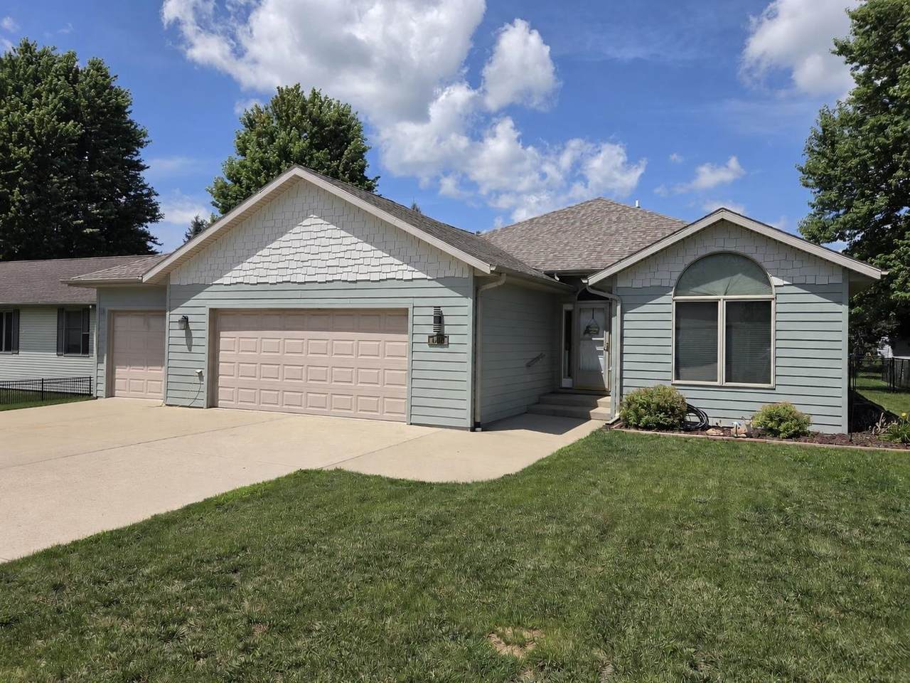 1406 14Th Street - Photo 1