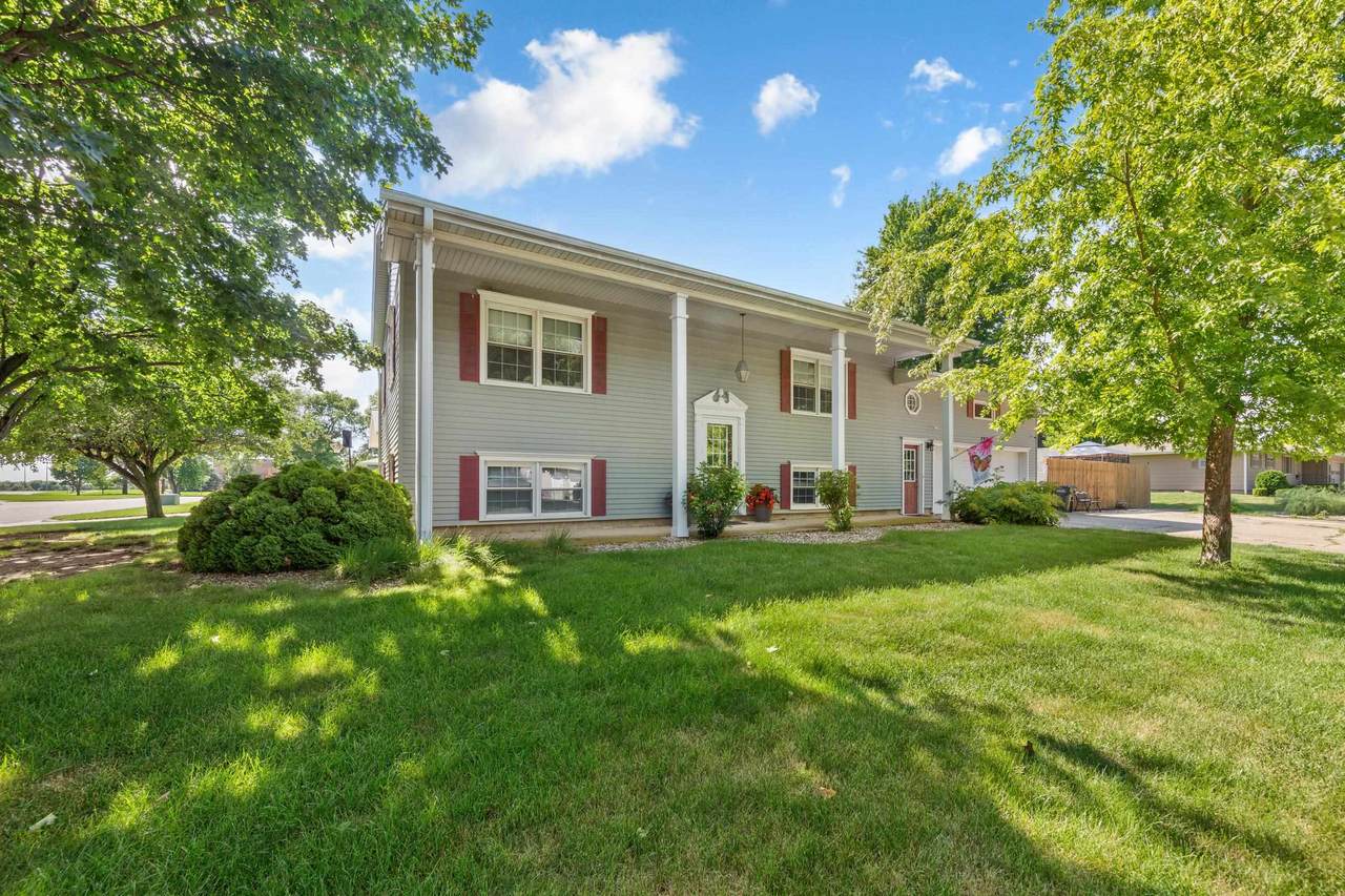 207 Wallace Street - Photo 1
