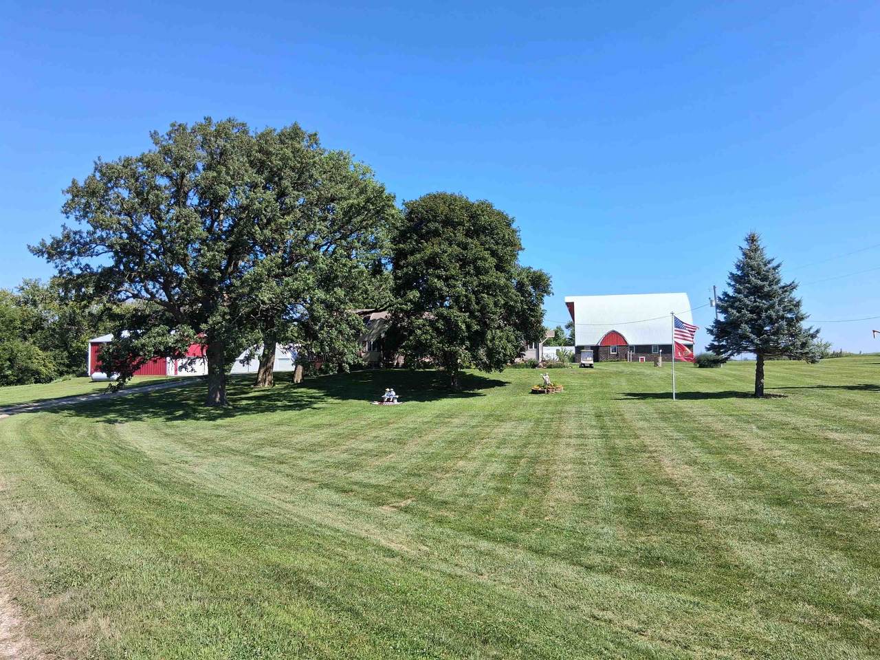 44478 700th Street - Photo 1